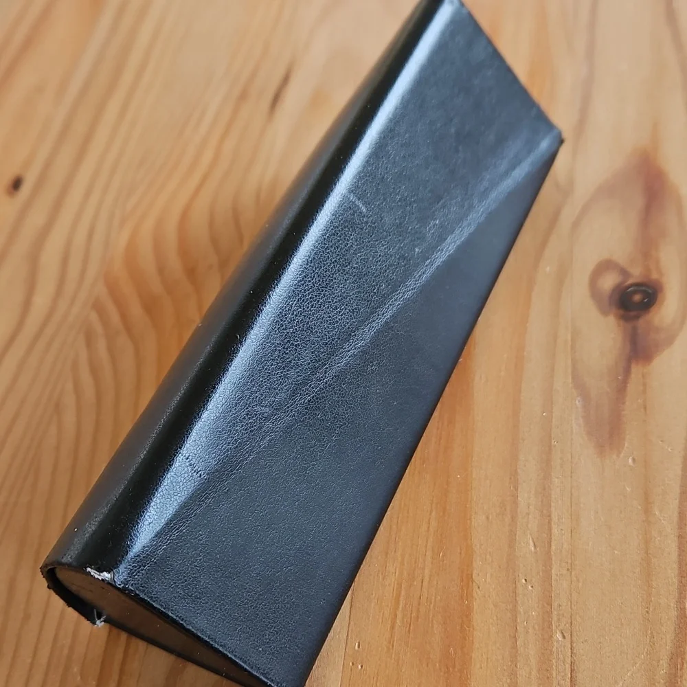 FENDI Twist Hard Black Eyeglass Sunglass Case